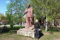 Памятник И.В. Сталину на территории московского парка "Музеон", апрель 2023г
