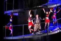 Комедия Мольера "Дон Жуан" в театре "Сатирикон". Сцена из спектакля. 9.10.2025г Комедия Мольера "Дон Жуан" в театре "Сатирикон". Сцена из спектакля. 9.10.2025г